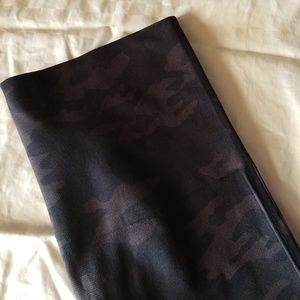 Spanx grey camo leggings - never worn!